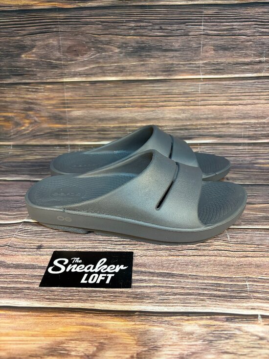 Oofos OOahh Gray Recovery Slide Sandals Men\'s Size 8 main image 6